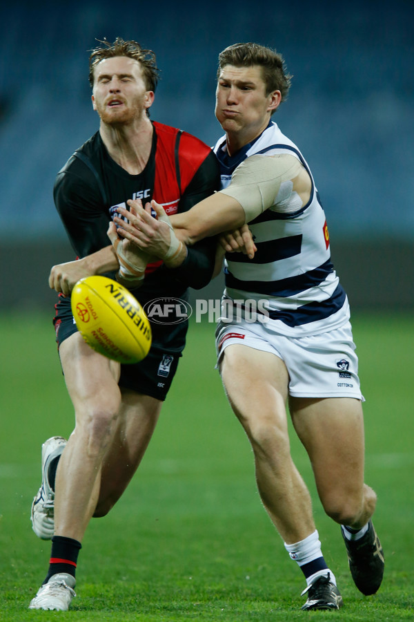 VFL 2018 Round 19 - Geelong v Essendon - 620402