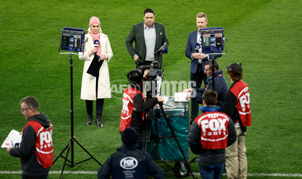 AFL 2023 Round 08 - North Melbourne v St Kilda - A-32228379