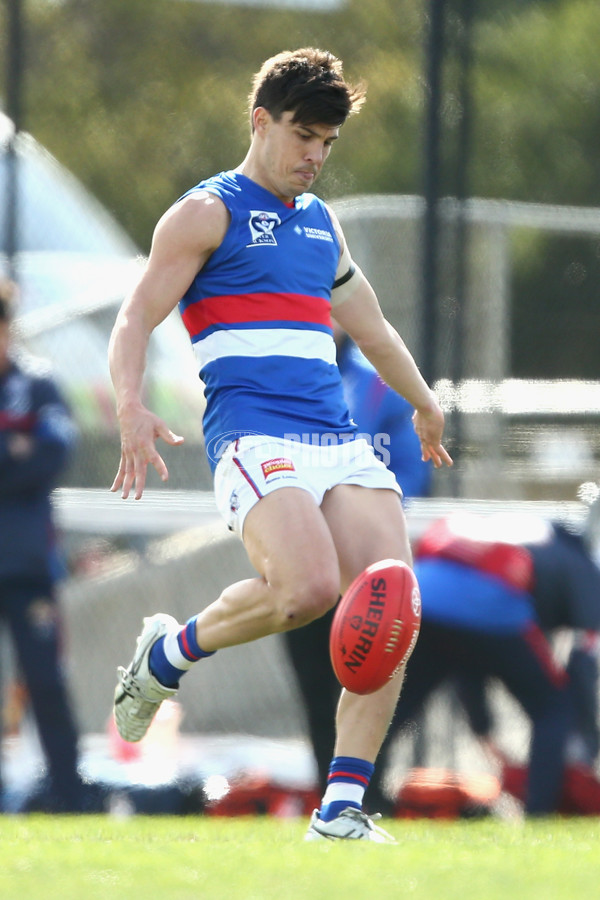 VFL 2018 Round 20 - Essendon v Footscray - 622705