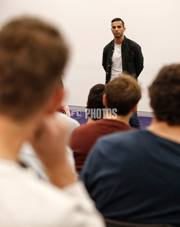 AFL 2018 Media - Fremantle Team Meeting - 623689