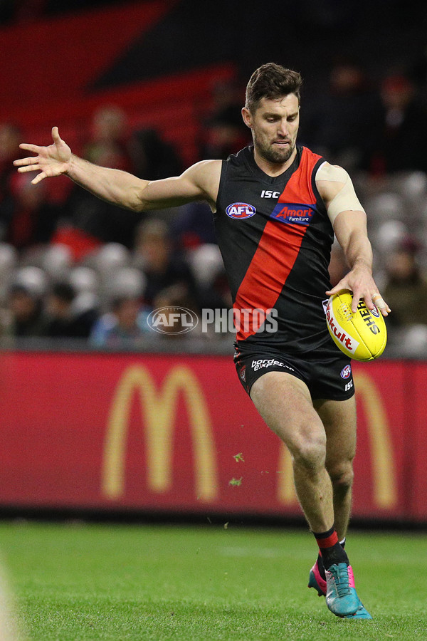 AFL 2019 Round 21 - Essendon v Western Bulldogs - 704189