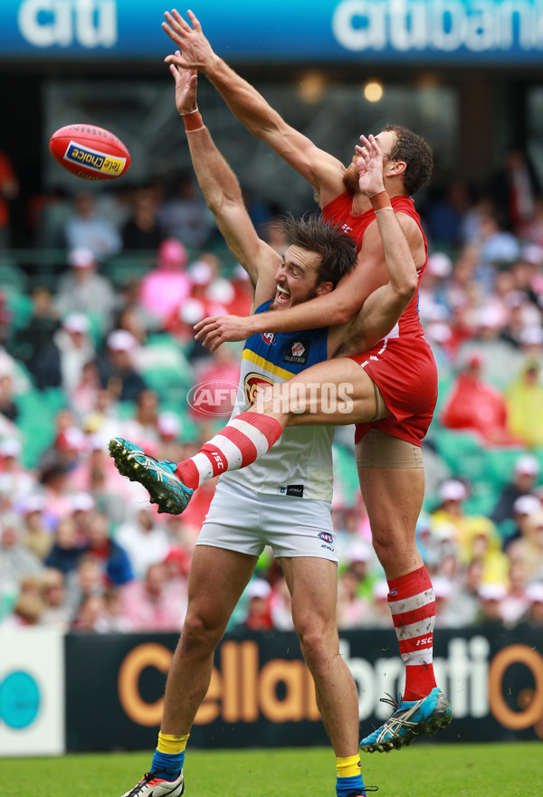AFL 2013 Rd 02 - Sydney v Gold Coast - 281071