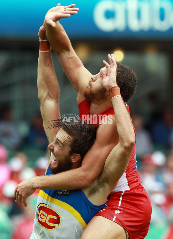 AFL 2013 Rd 02 - Sydney v Gold Coast - 281072