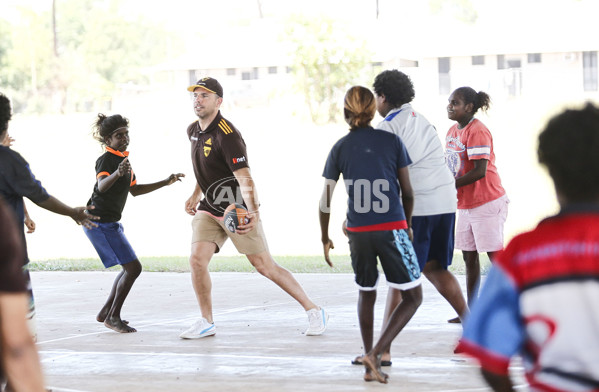 AFL 2013 Media - Hawks in Katherine - 307782