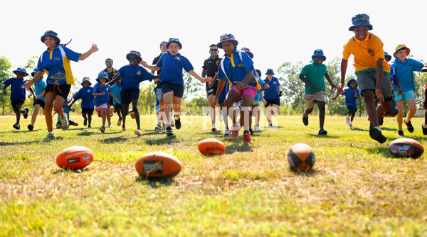 AFL 2013 Media - Hawks in Katherine - 307777