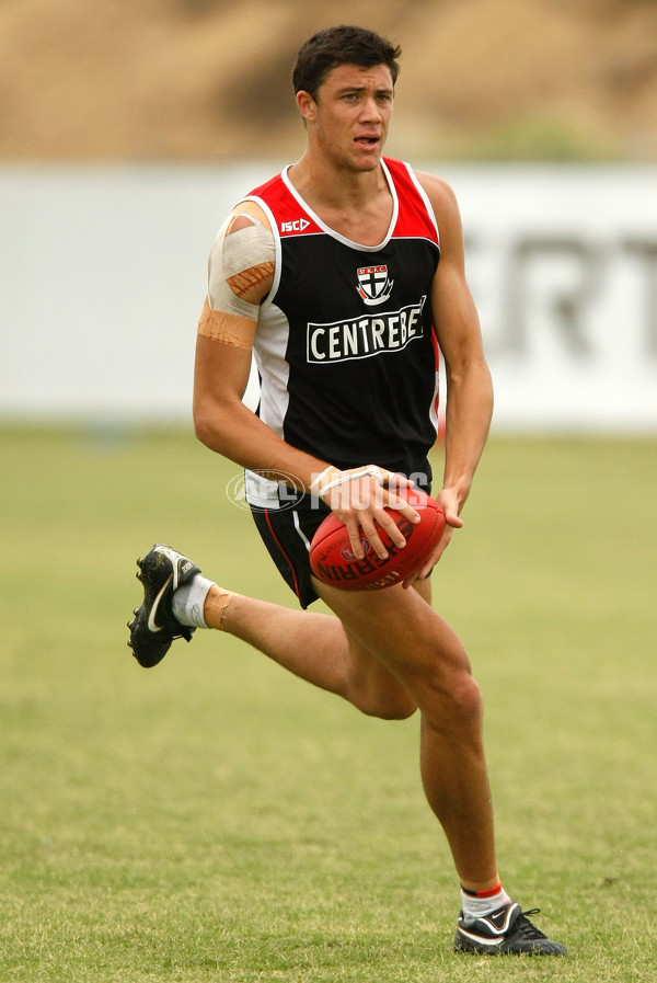 AFL 2012 Training - St Kilda 250112 - 246999