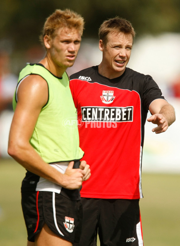 AFL 2012 Training - St Kilda 250112 - 247007