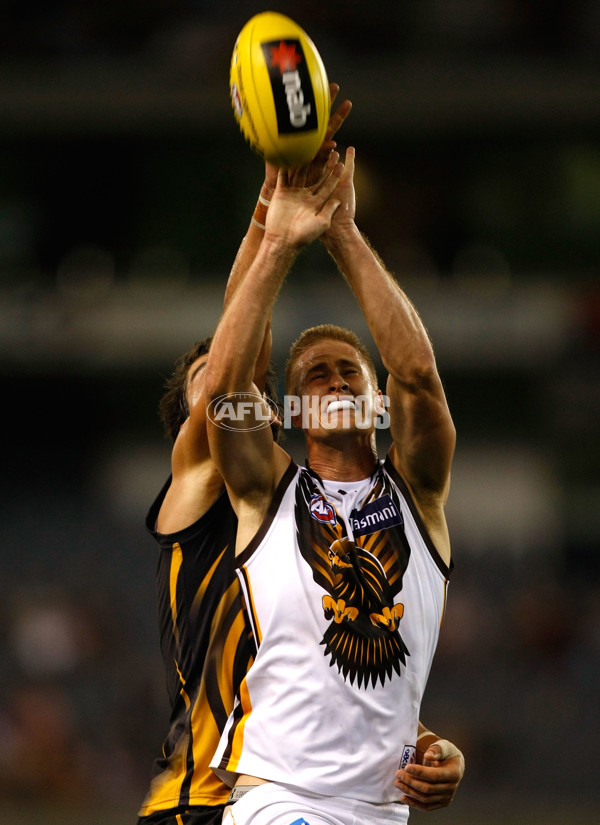 AFL 2012 NAB Cup Rd 01 - Hawthorn v Richmond - 247918