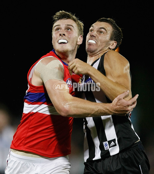 AFL 2012 NAB Cup Rd 01 - Western Bulldogs v Collingwood - 247966