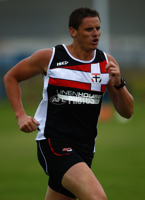 AFL 2011 Training - St Kilda 100111 - 221377