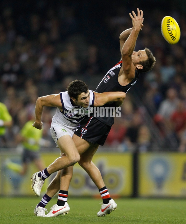 AFL 2012 Rd 04 - St Kilda v Fremantle - 253961