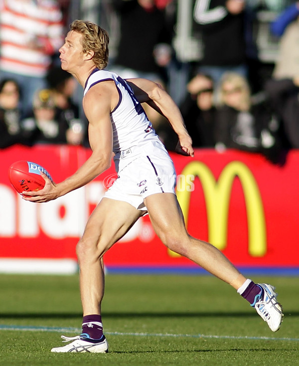 AFL 2012 Rd 08 - Hawthorn v Fremantle - 257677