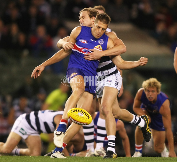 AFL 2012 Rd 09 - Western Bulldogs v Geelong - 258297