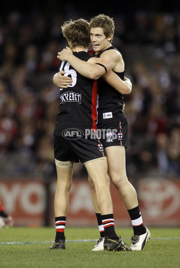 AFL 2011 Rd 17 - St Kilda v West Coast - 237523