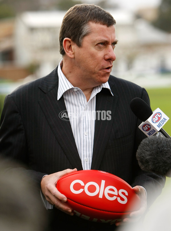 AFL 2011 Media - Coles AFL Schools Program Launch - 237764