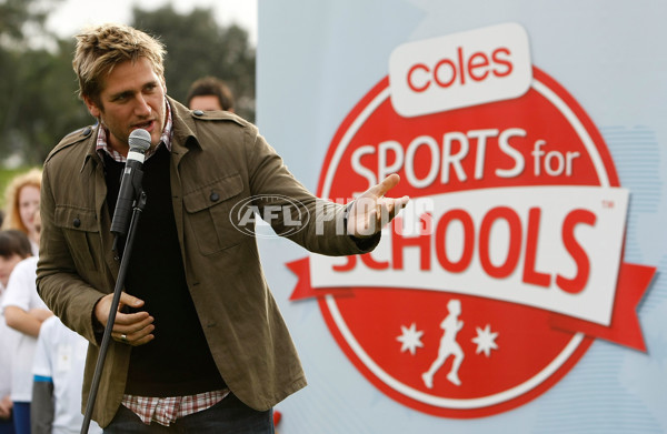 AFL 2011 Media - Coles AFL Schools Program Launch - 237760