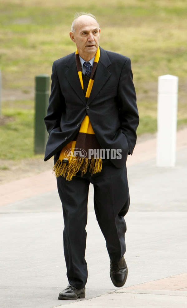 AFL 2011 Media - Allan Jeans Memorial - 237806