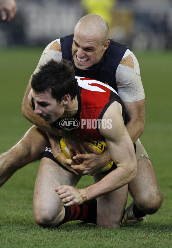 AFL 2011 Rd 18 - Essendon v Carlton - 238179