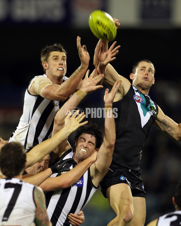 AFL 2011 Rd 20 - Port Adelaide v Collingwood - 239469