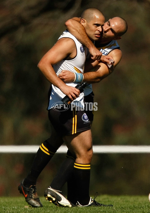 AFL 2011 Media - International Cup Peace Team v France - 241345