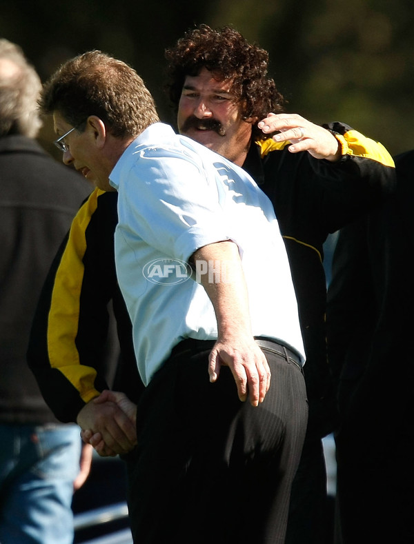 AFL 2011 Media - International Cup Peace Team v France - 241344