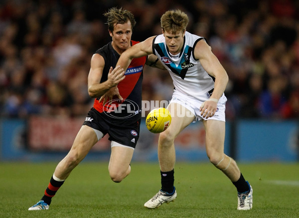 AFL 2011 Rd 23 - Essendon v Port Adelaide - 241864