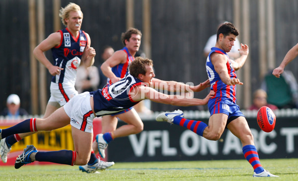 VFL 2011 Rd 23 - Port Melbourne v Casey - 242205