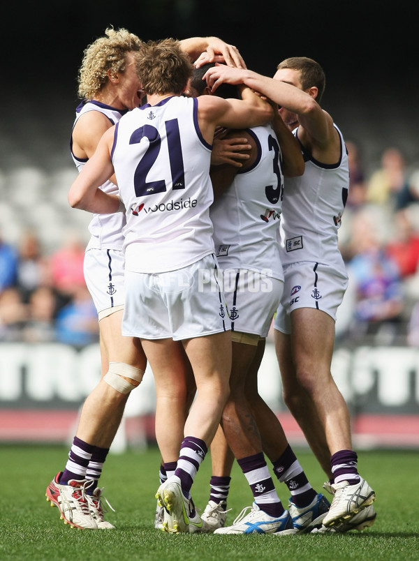 AFL 2011 Rd 24 - Western Bulldogs v Fremantle - 242116