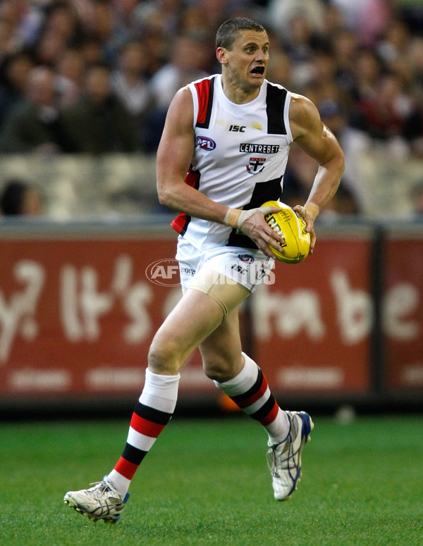 AFL 2011 Rd 24 - Carlton v St Kilda - 242221