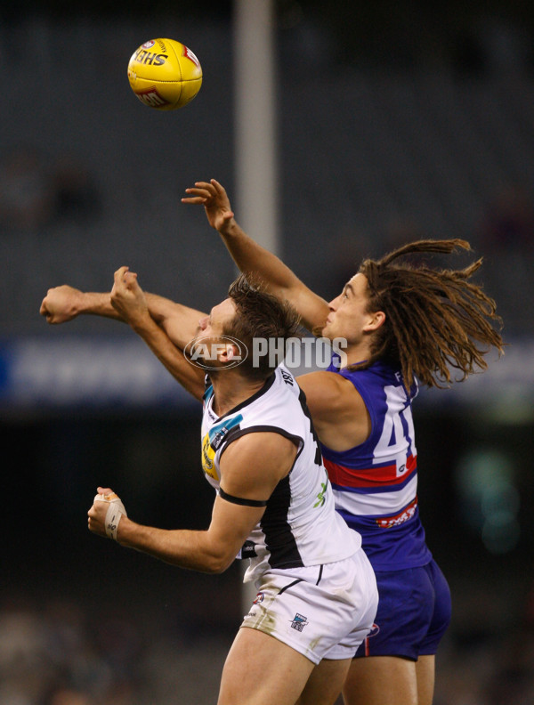 AFL 2012 Rd 12 - Western Bulldogs v Port Adelaide - 260771