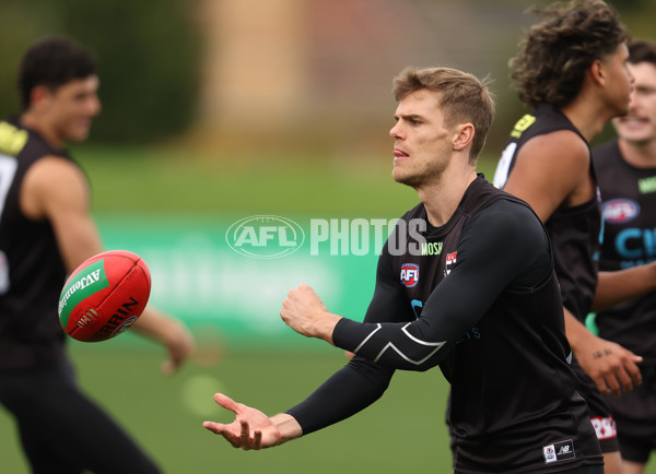 AFL 2023 Training - St Kilda 100523 - A-33972221