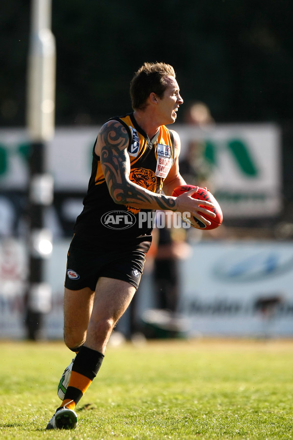 VFL 2011 Rd 08 - Werribee Tigers v Northern Bullants - 231051