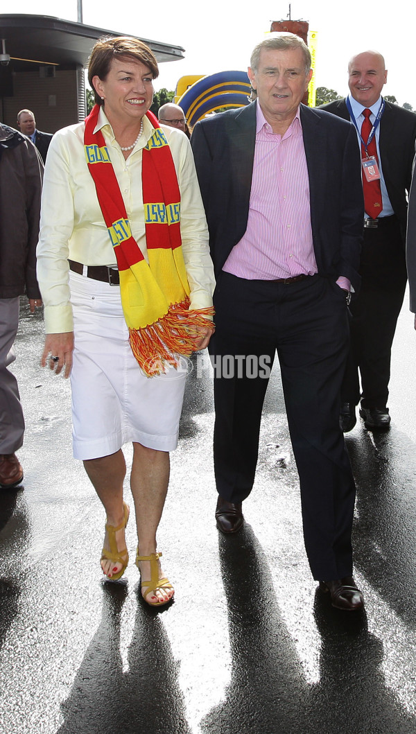 AFL 2011 Media - Metricon Stadium Opening - 231438