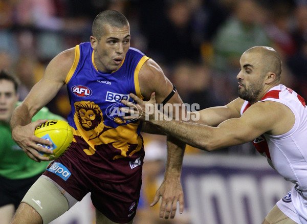 AFL 2011 Rd 11 - Lions v Sydney - 232494