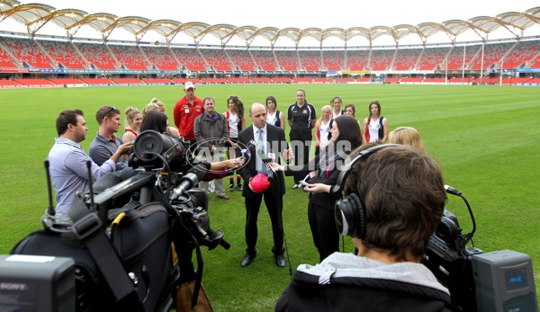 AFL 2011 Media - Carrara Saints Announcement - 233089