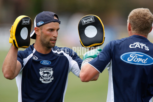 AFL 2010 Training - Geelong 140110 - 197330