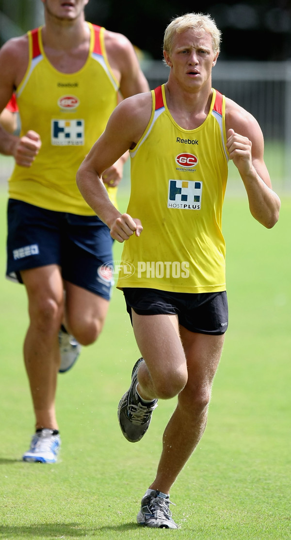 AFL 2010 Media - Gold Coast Community Camp 080210 - 198208