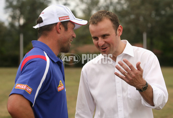 AFL 2010 Media - Western Bulldogs Community Camp - 198334
