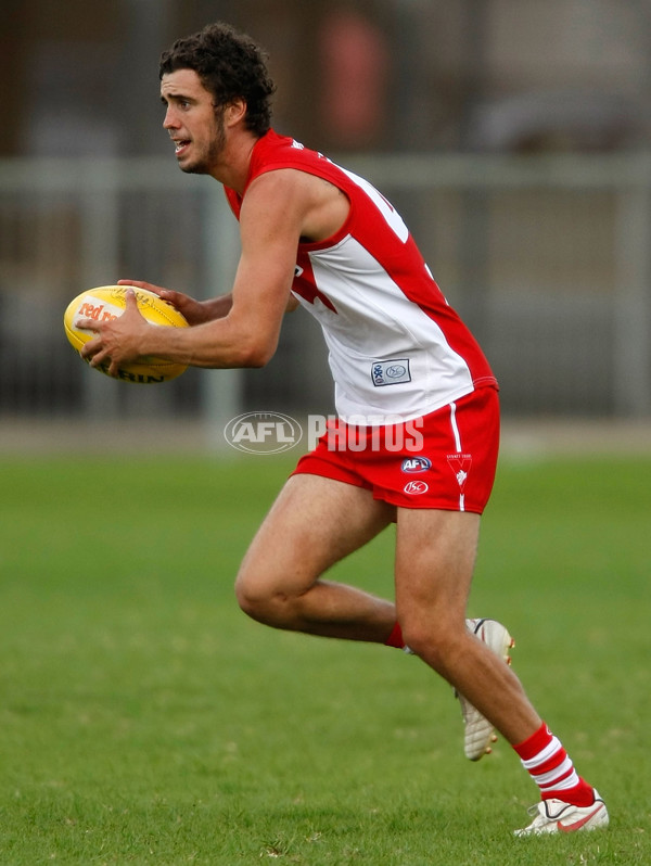 AFL 2010 Training - Sydney Swans 180210 - 198797