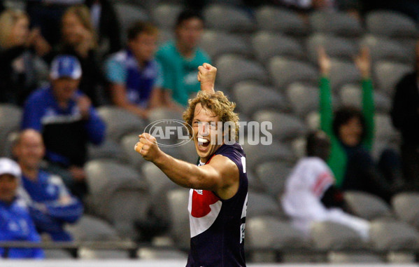 AFL 2010 NAB Cup Rd 02 - North Melbourne v Fremantle - 199501