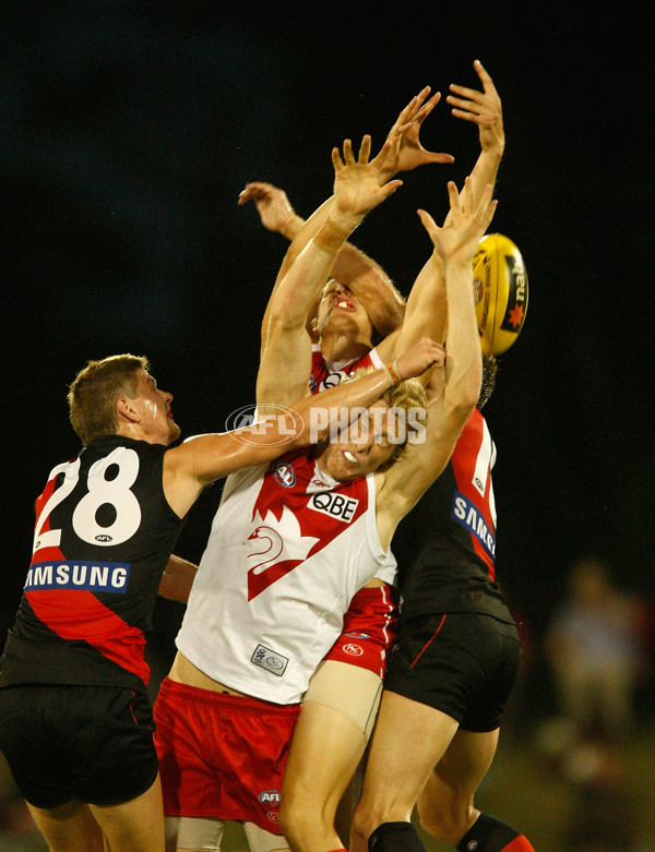 AFL 2010 NAB Challenge - Sydney v Essendon - 199937
