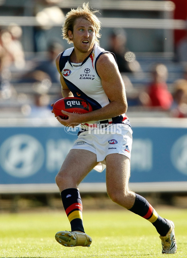 AFL 2010 NAB Challenge - Carlton v Adelaide - 200162