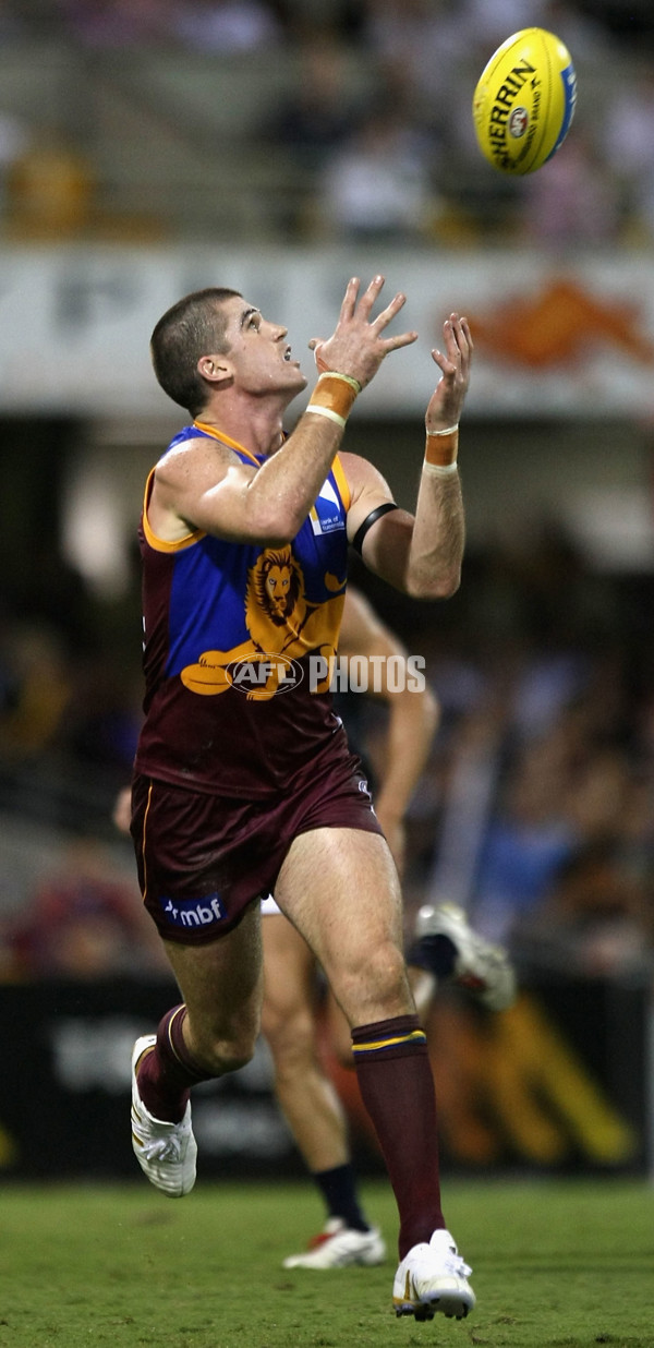 AFL 2010 Rd 02 - Brisbane v Carlton - 201627