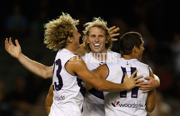 AFL 2010 Rd 04 - St Kilda v Fremantle - 204078