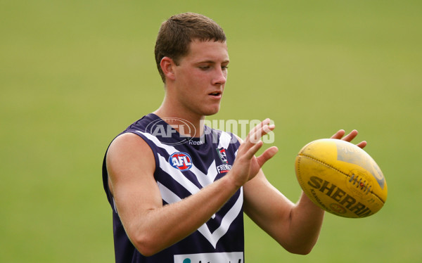 AFL 2010 Training - Fremantle 210410 - 204135