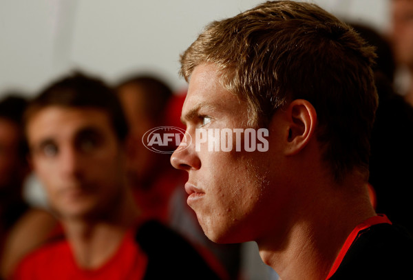 AFL 2010 Media - Essendon Players Watch ANZAC Documentary - 204187
