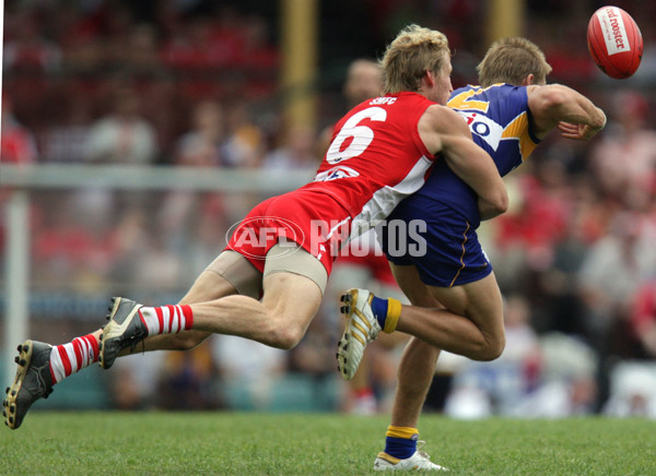 AFL 2010 Rd 05 - Sydney v West Coast - 204286