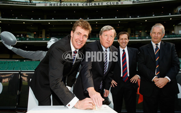 AFL 2009 Media - MelbourneFC Media Conference 010409 - 177022