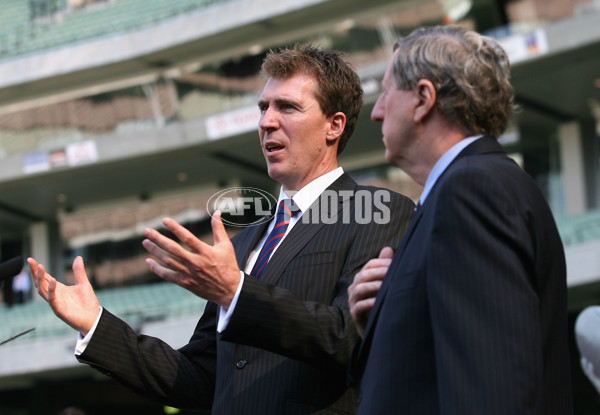 AFL 2009 Media - MelbourneFC Media Conference 010409 - 177026