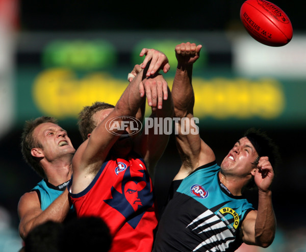 AFL 2009 Rd 03 - Port Adelaide v Melbourne - 178533